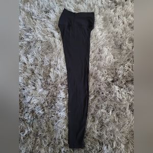 Lululemon size 2